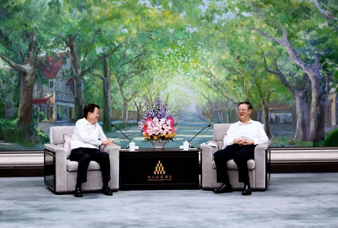 上海市委书记陈吉宁会见益海嘉里金龙鱼董事长郭孔丰